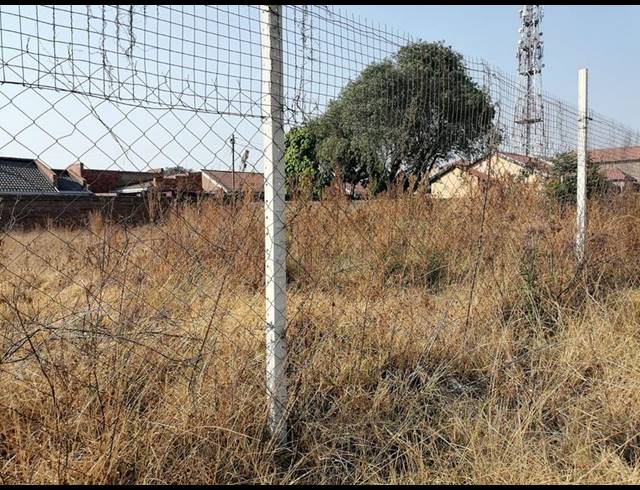 LAND FOR SALE IN ZAKARIYYA PARK